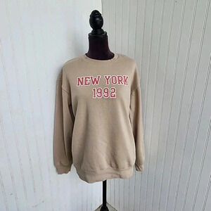 New York 1992 Sweatshirt Beige Red Unisex Yankee Colored Crewneck Sz M